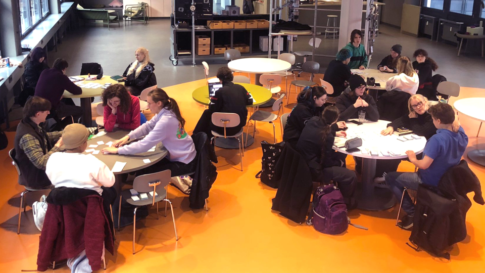 Testing the LUNA-Framework: A Two-Day Playtest with DE:HIVE Students!